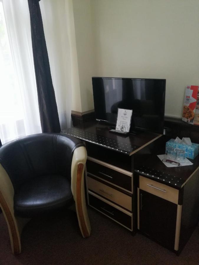 Casa Teilor Hotell Piteşti Eksteriør bilde