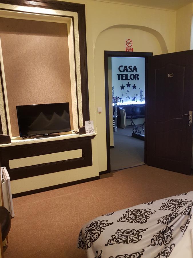Casa Teilor Hotell Piteşti Eksteriør bilde